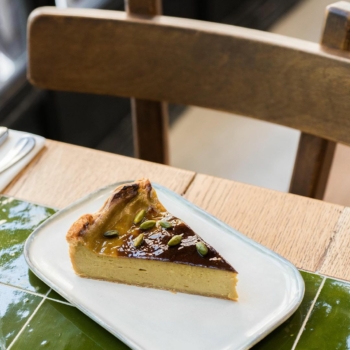 Avis aux amateurs, avez-vous goûté notre flan pistache ?
Disponible au café @citronparis des @galerieslafayettechampselysees et dans notre boutique rue Montorgueil 😉
#stohrer #stohrerparis #depuis1730 #flanpistache